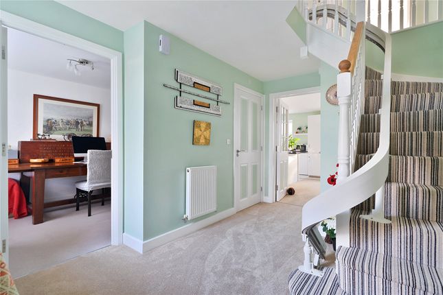 2, Cranbrook Walk, Hill Barton Vale photo 2