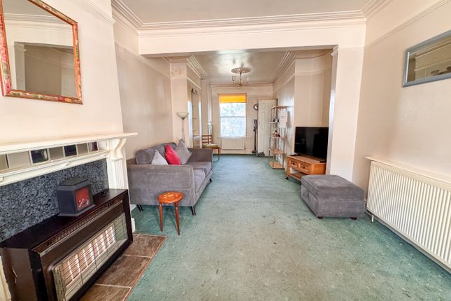 143 Marmadon Road, Greenwich, London photo 2