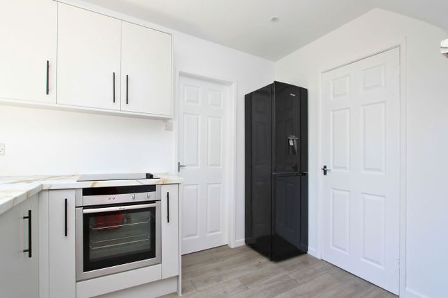 38, Greenhill Road, Alveston photo 3