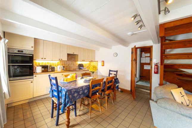 The Beach House, Porthallow, Porthallow photo 4