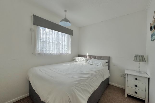32, Sundowner Newport Road, Great Yarmouth photo 5