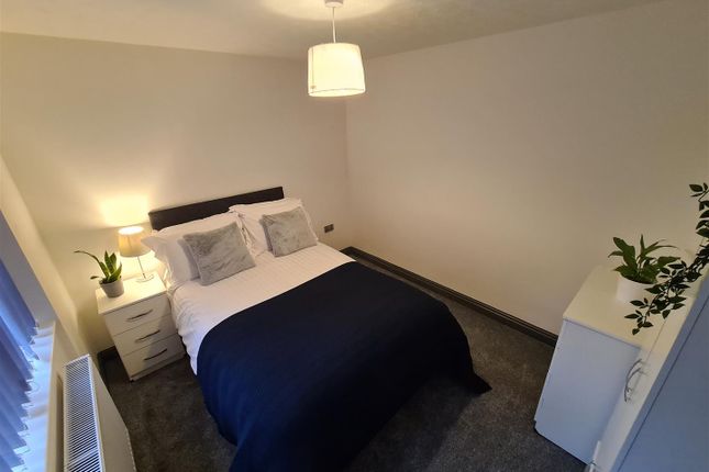 Room to rent in Avon Drive, Birmingham