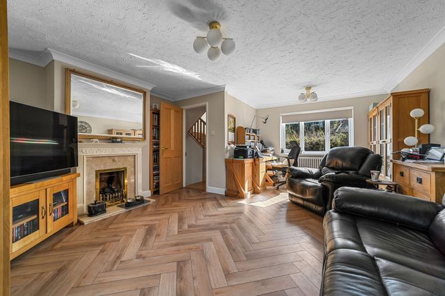 41 Grantham Crescent, Ipswich photo 2