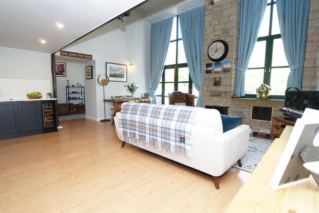 117 Whitfield Mill, Meadow Road, Bradford photo 3