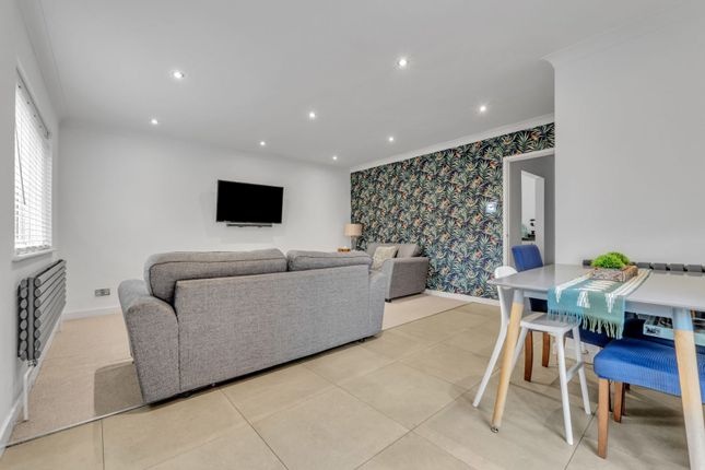35, Queensway, Thetford photo 4