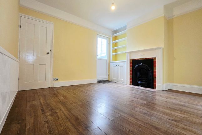 77 Chaucer Road, Gillingham photo 3