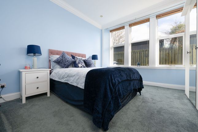 136b Finnart Street, Greenock photo 4