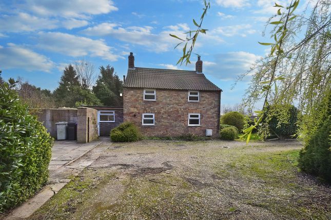 Cottage for sale in Main Road, Little Carlton, Louth