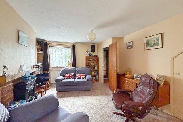 20, Bolingbroke Close, Chelmsford photo 3