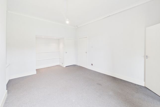 107 Holytown Road, Bellshill photo 3