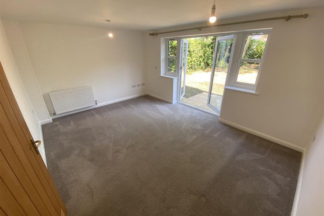 3, Milton Place, Bridgwater photo 3