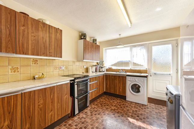 Brooklands, Farm Road, Chichester photo 3