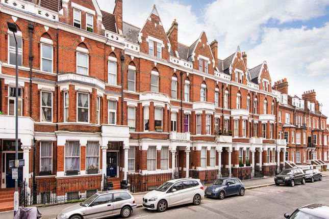 Flat for sale in Addison Gardens, London W14