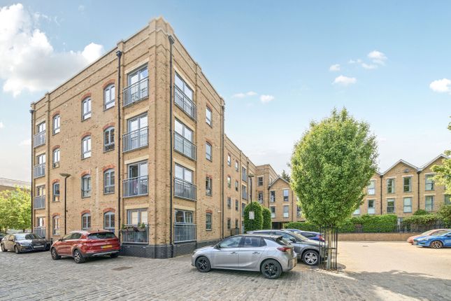 1296410-1-682c92A...