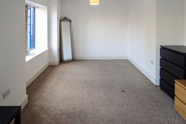 Flat to rent in Treadgold Warehouse, Portsmouth