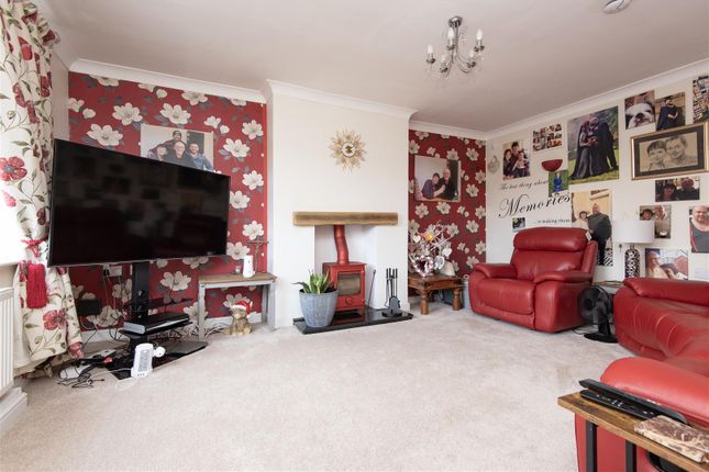 6, Primrose Crescent, Spalding photo 2