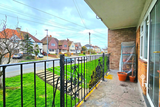Flat 4, 321, Walton Road, Walton On The Naze photo 3