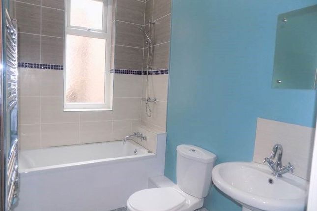Room to rent in Carlton Road, Salford