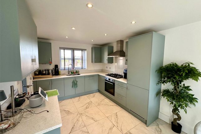 4, Hilltop Rise, Derbyshire photo 3