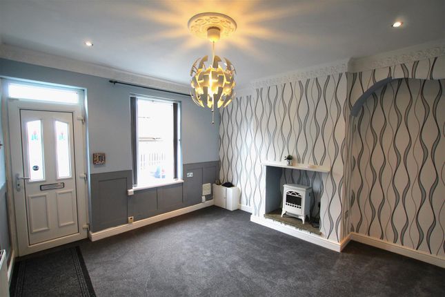 30, Pindar Oaks Cottages, Barnsley photo 2