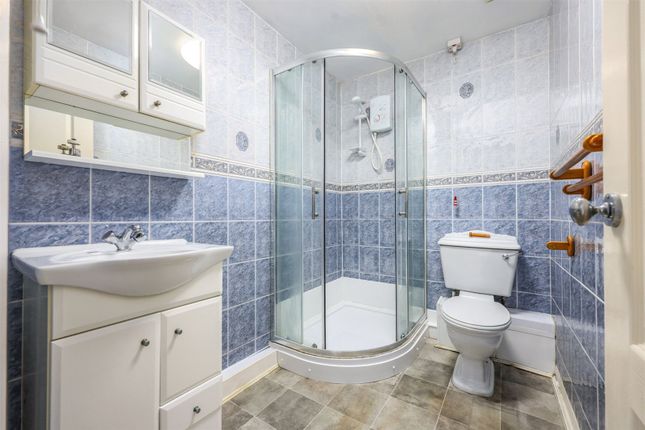 23, Hawthorn Avenue, Cornwall photo 5