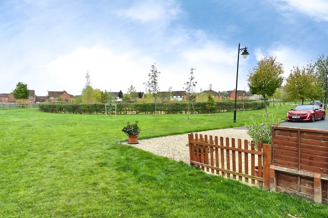 5 Kempston Road, Bourne photo 3