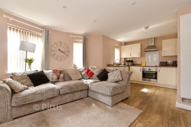 Lupin House, Beauchamp Drive, Newport photo 4