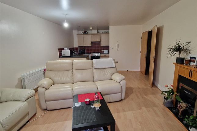 79, Carisbrooke Road, Leeds photo 4