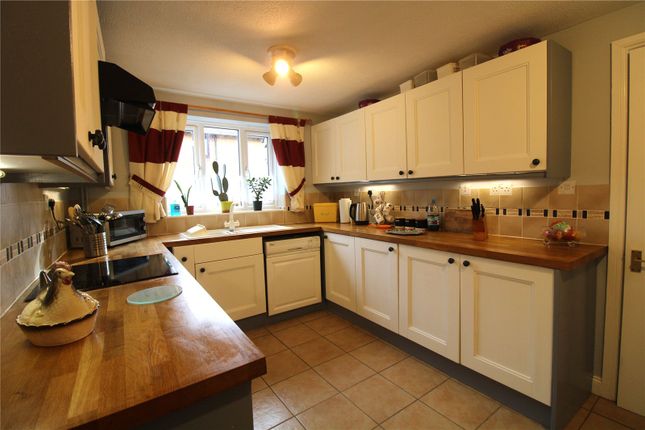 6, Hawthorne Close, Northamptonshire photo 4