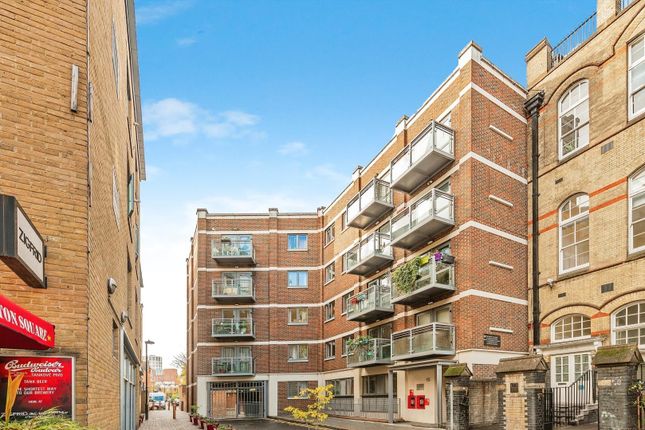 Thumbnail Flat for sale in Hoxton Square, Shoreditch