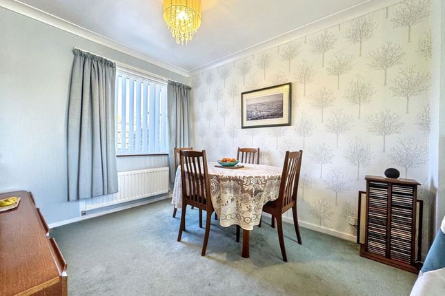 9, Oxford Way, Jarrow photo 3