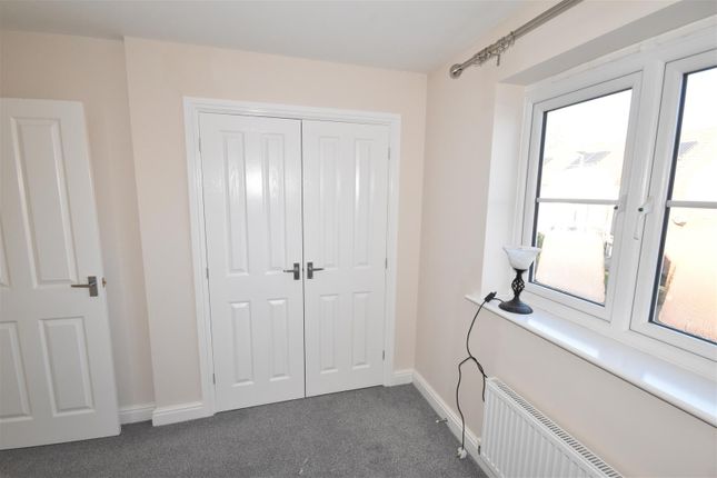 Property for sale in Pasture Grove, Collingham, Newark