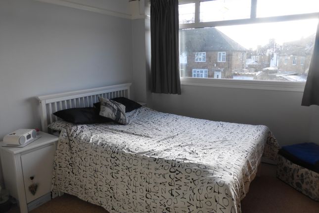 25, LEICESTER photo 5