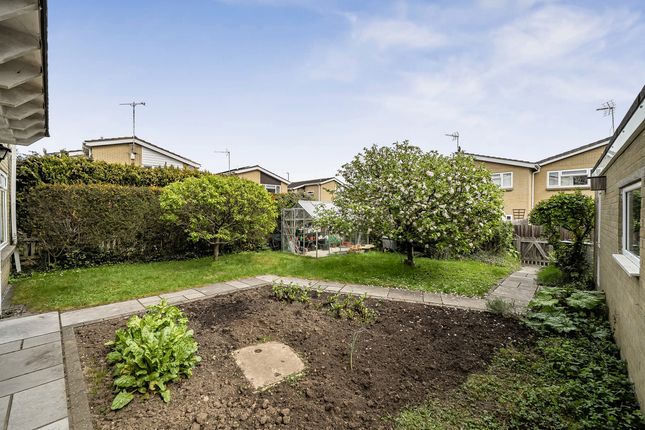 38, Buckles Close, Cheltenham photo 2