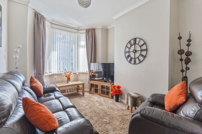 15 Woodland Road, Newport photo 3