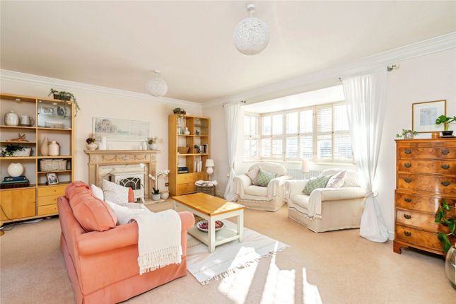 19, Spinnaker Grange, Hampshire photo 4