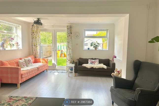 Arkley Court, Holyport, Maidenhead photo 2