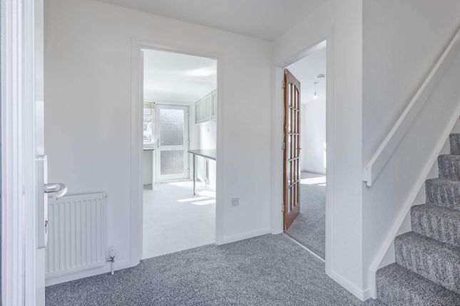 60 Ewart Grove, Bo'ness photo 2