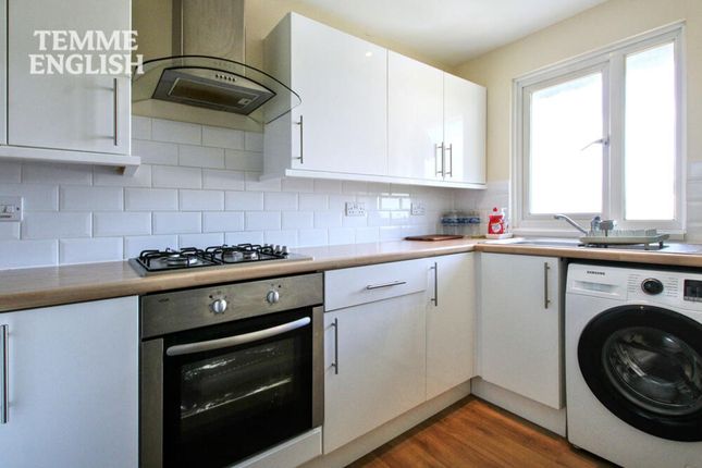 11 Bockingham Green, Basildon photo 4
