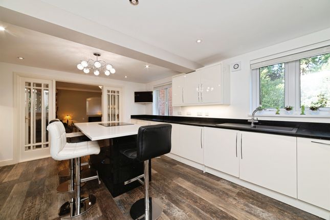 9, Ella Court, Hull photo 4