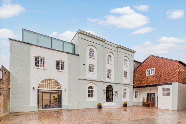 Thumbnail Flat for sale in Thomas Street, Lewes