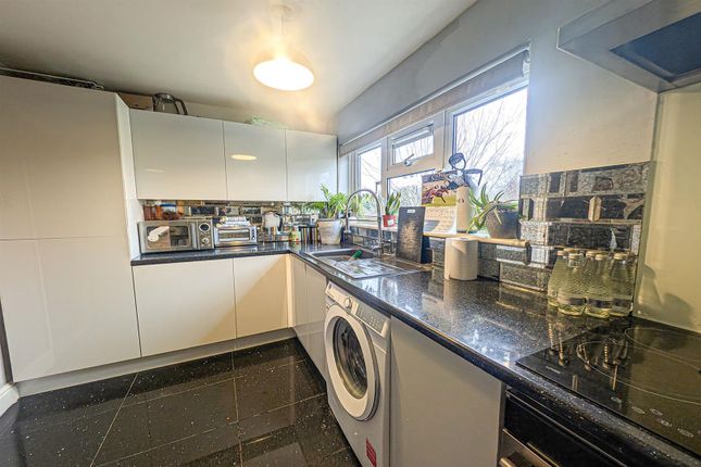 44, Windsor Road, Newmarket photo 2