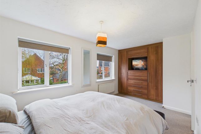 22, Willow Drive, Brough photo 3