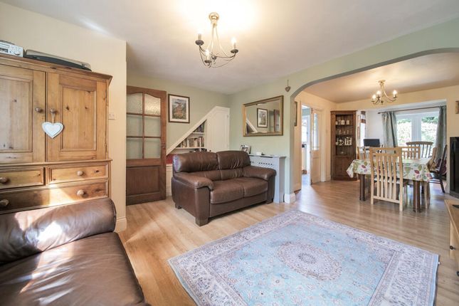 25, The Orchard, Trowbridge photo 3