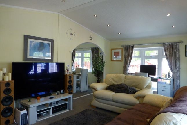 2, Capel Gardens holiday park, Ruckinge photo 3