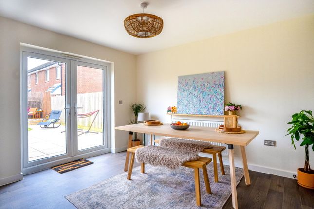 2 Curlew Drive, Bideford photo 4
