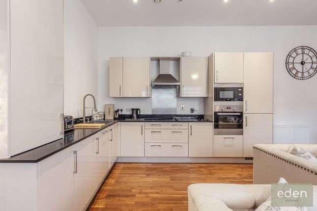 Flat 12, Preston Hall, Aylesford photo 3