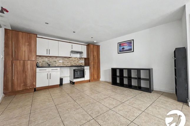 12, Neville Road, Kent photo 2