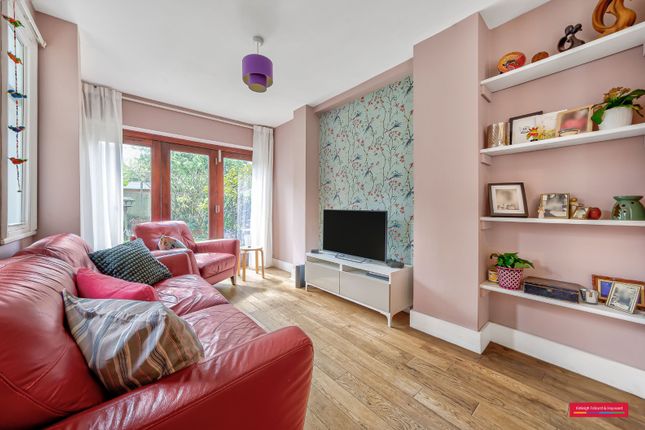 16, Wetherill Road, London photo 2