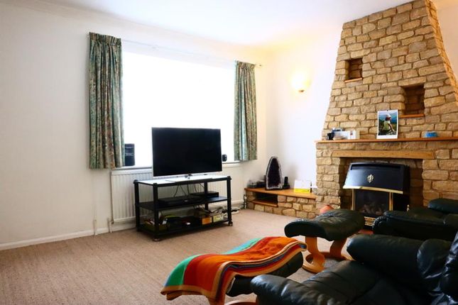 101, Bradvue Crescent, Milton Keynes photo 4